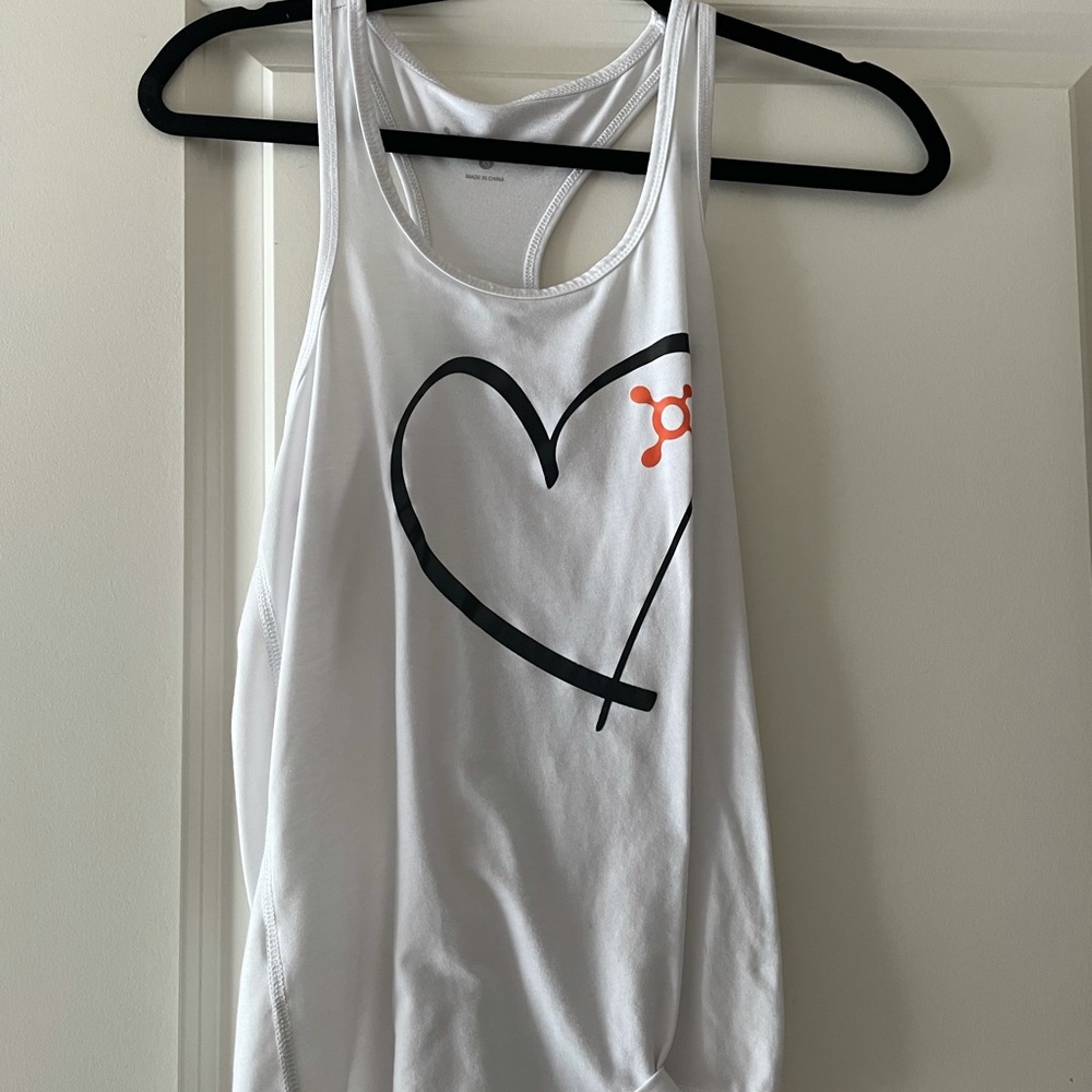 White orangetheory fitness heart tank top